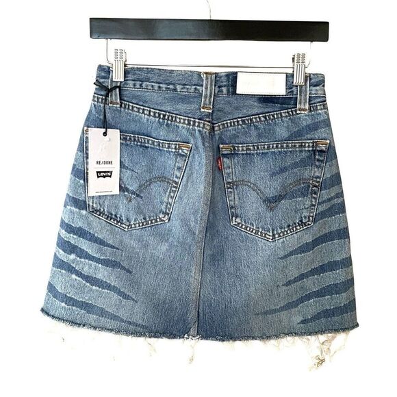 Re/done Levis Denim tiger bleach high waisted mini skirt NWT sz 26-28 Rare - Picture 2 of 9